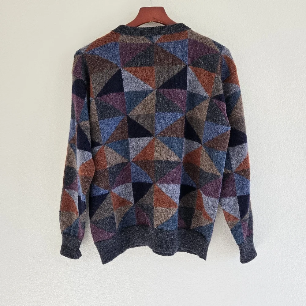 Paul Stuart soft patterned